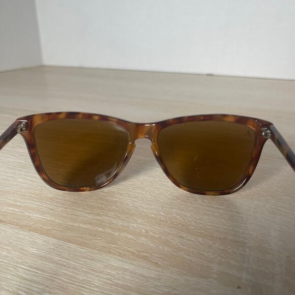 Vintage Bausch & Lomb I's W1556 Sunglasses Polarized Tortoise Shell Excellent - Picture 5 of 11
